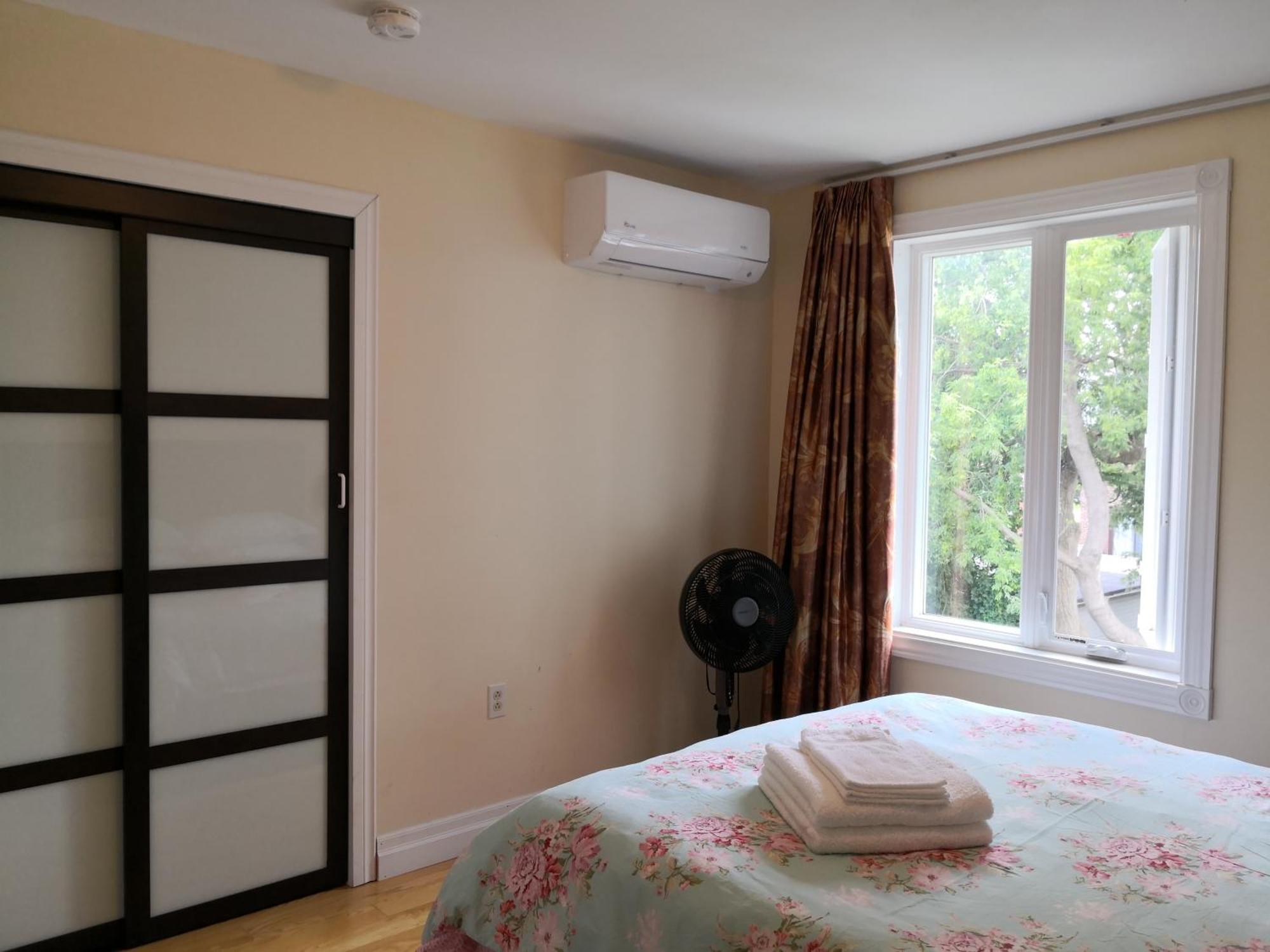 Dairy Homestay Торонто Екстер'єр фото