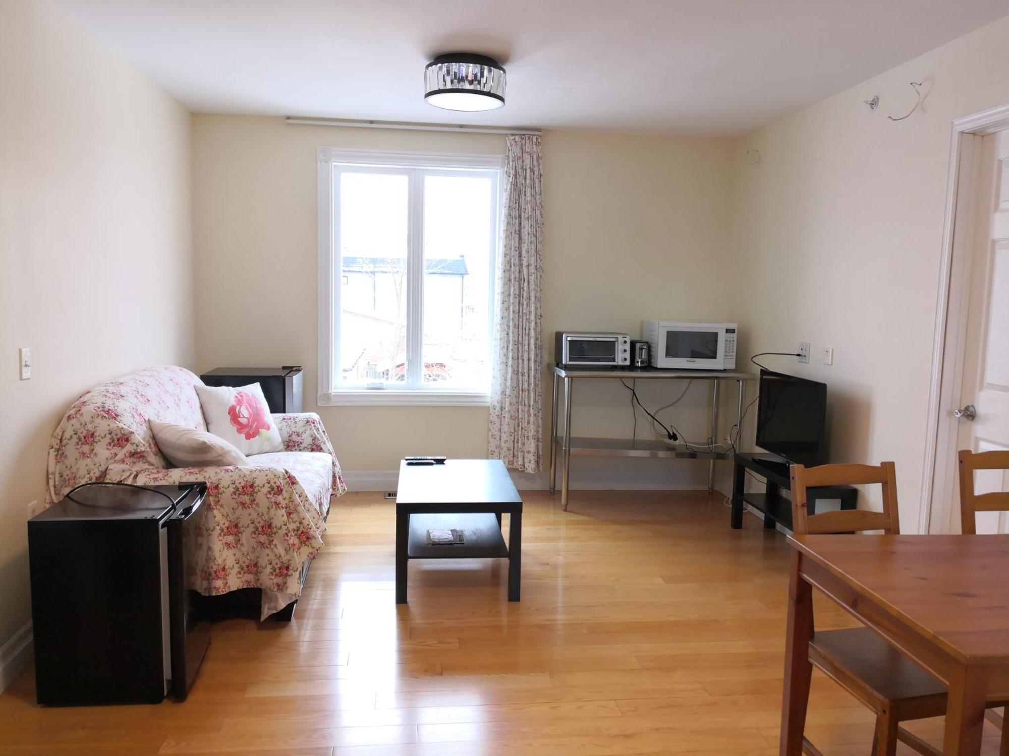 Dairy Homestay Торонто Екстер'єр фото